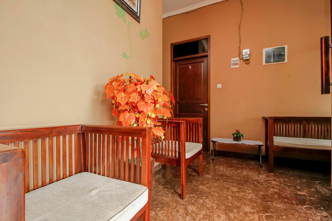 Reddoorz Near Manggarai Station 2 Hotel Jakarta Luaran gambar